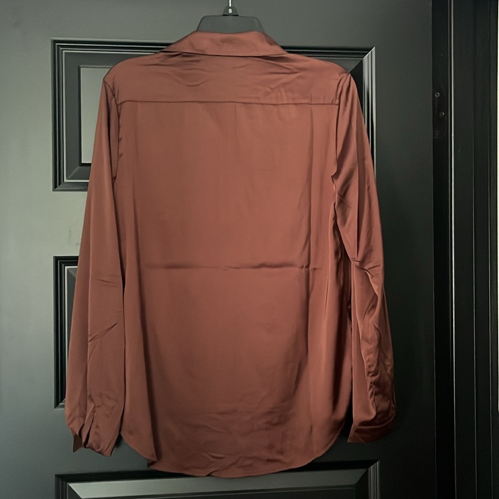 FASHION NOVA Silk Button Up - Picture 3 of 3